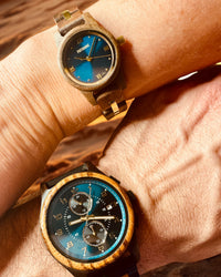 Montres en bois Charentaise Homme et Femme portées au poignet
